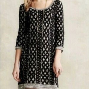 ANTHROPOLOGIE Moth Women’s Black and Gray Chenille Knit Dress Geometric.